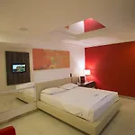 Dom Suites Motel (Adults Only)